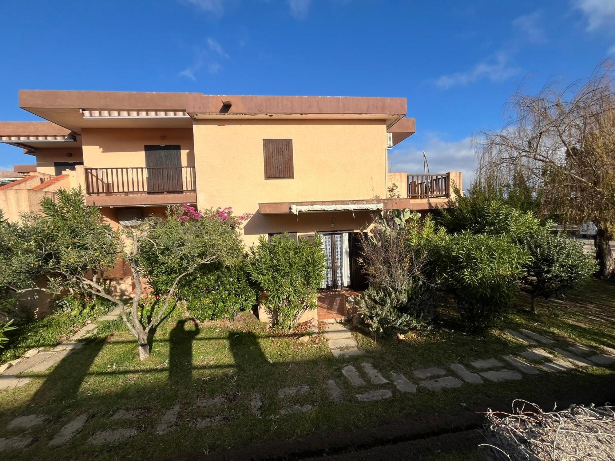 Bilocali Residenza Mediterranea กันนิโจเน ภายนอก รูปภาพ